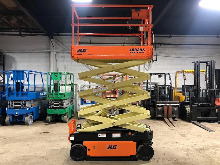 Used 2014 JLG 1932RS