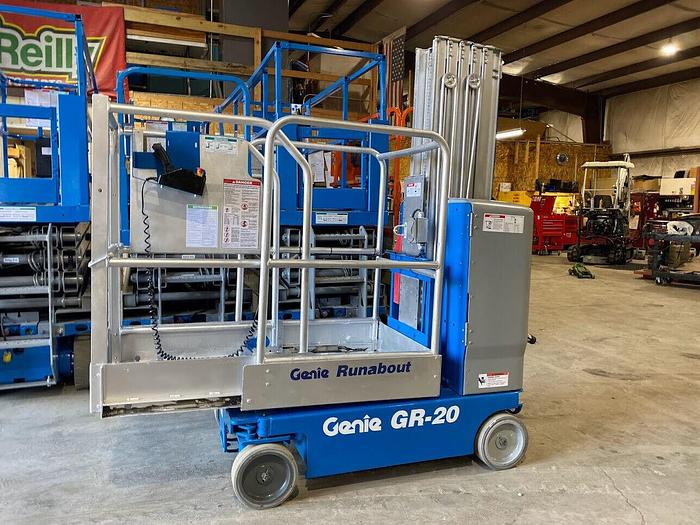 Used 2012 GENIE GR20