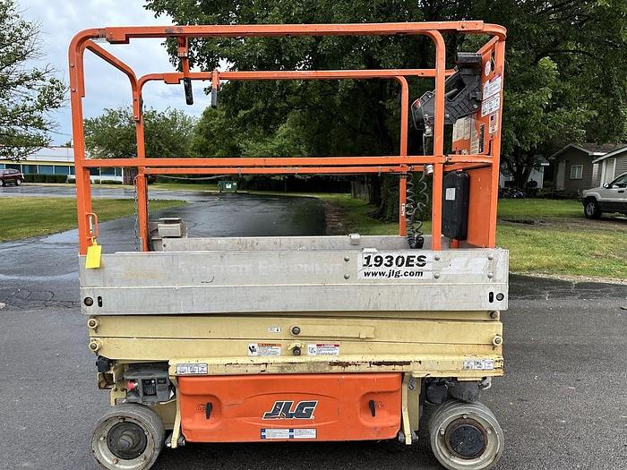 Used 2014 JLG 1930ES