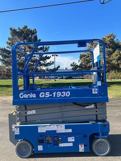 Used 2013 GENIE GS1930