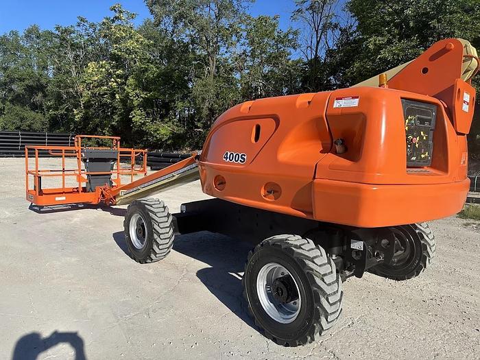 Used 2014 JLG 400S