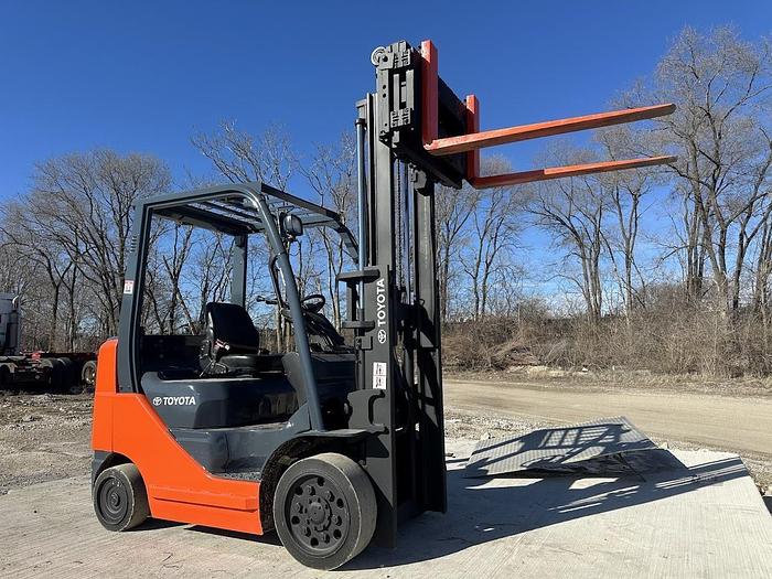 Used 2016 TOYOTA 8FGCU25