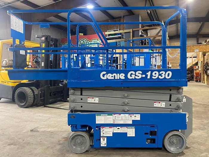 Used 2017 GENIE GS1930