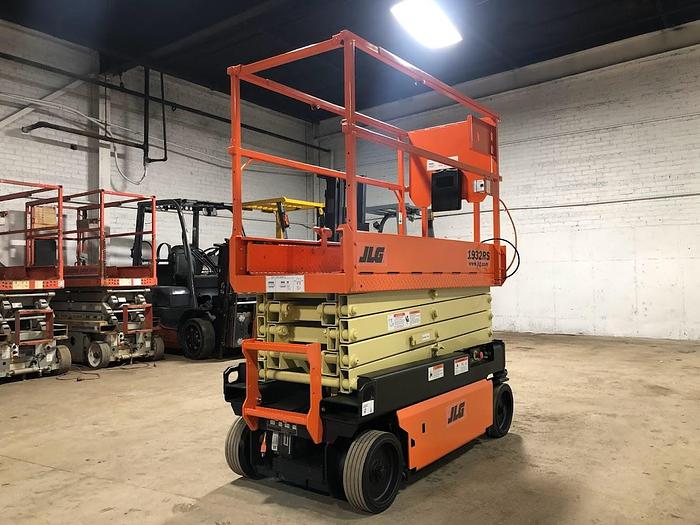 Used 2014 JLG 1932RS