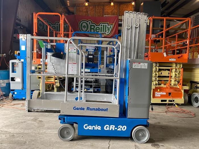 Used 2012 GENIE GR20