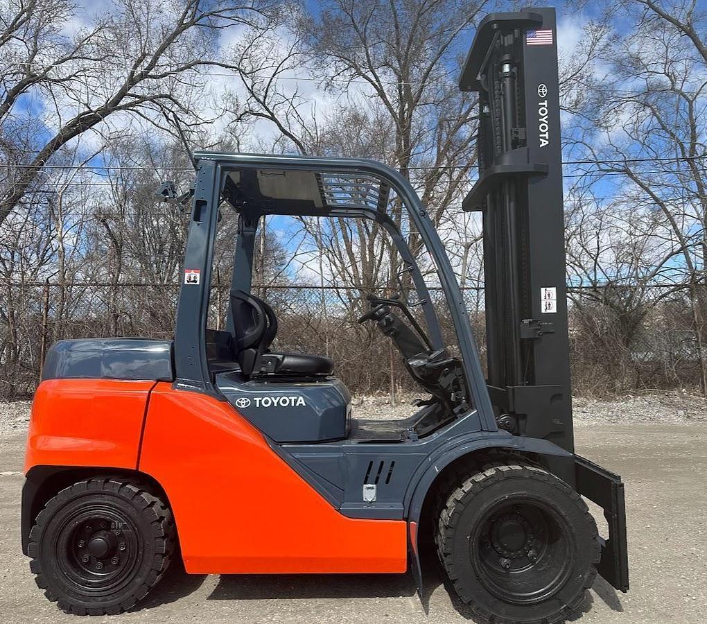 Used 2018 TOYOTA 8FD40U