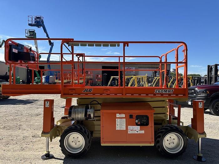 Used 2015 JLG 260MRT