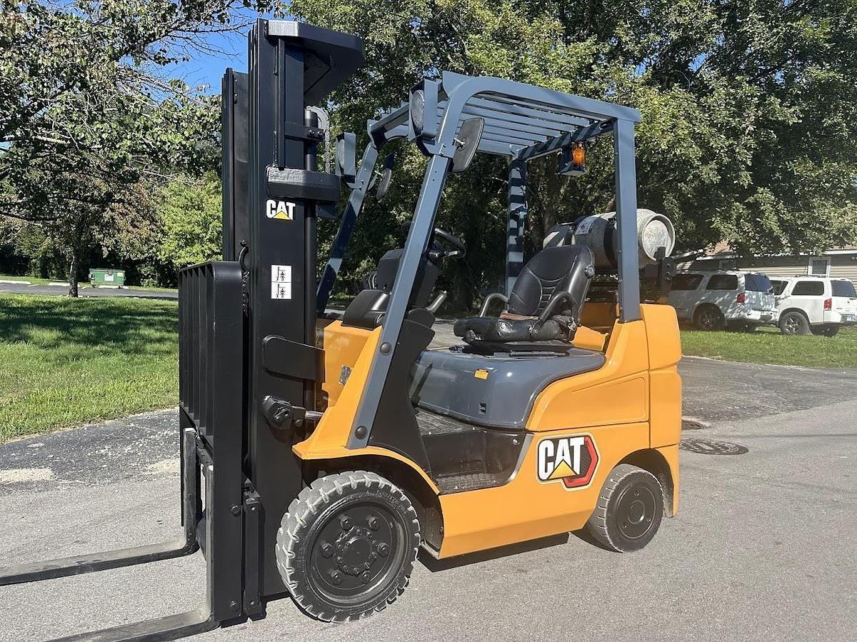 Used 2017 MITSUBISHI FGC25N