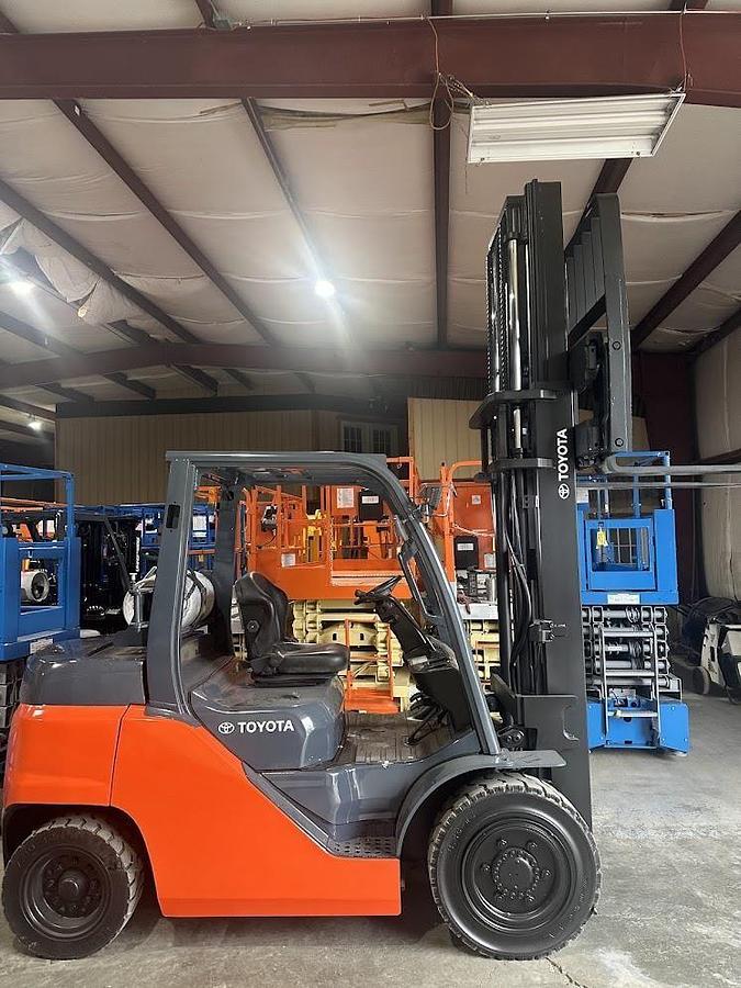 Used 2014 TOYOTA 8FG35U