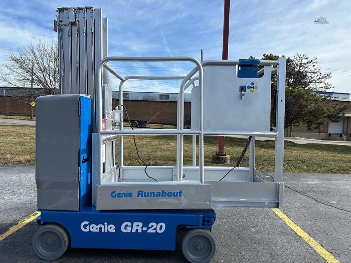 Used 2015 GENIE GR20