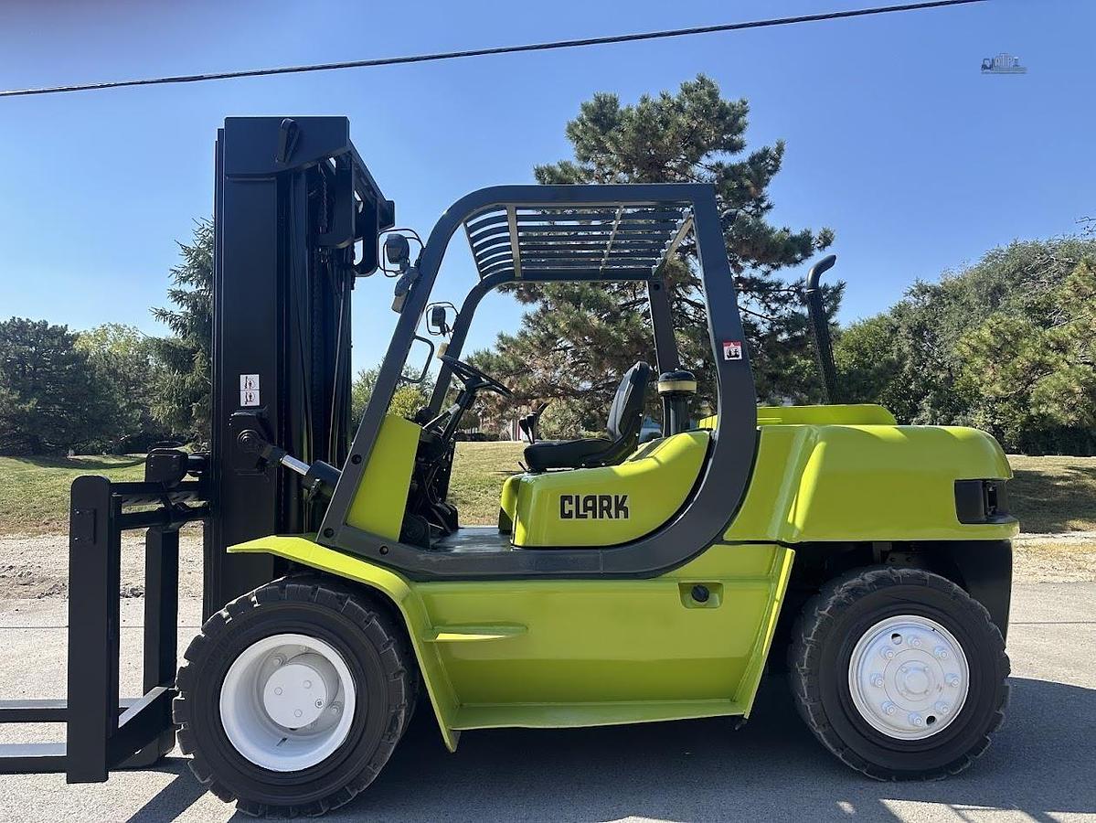 Used CLARK CMP70D