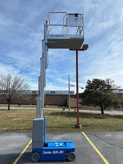 Used 2015 GENIE GR20