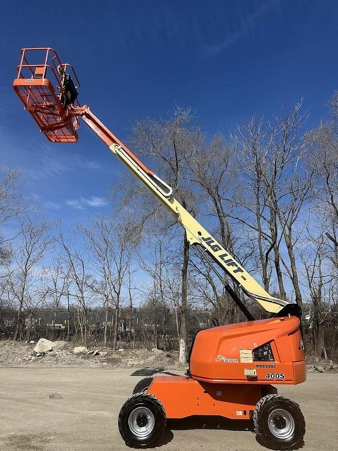 Used 2016 JLG 400S