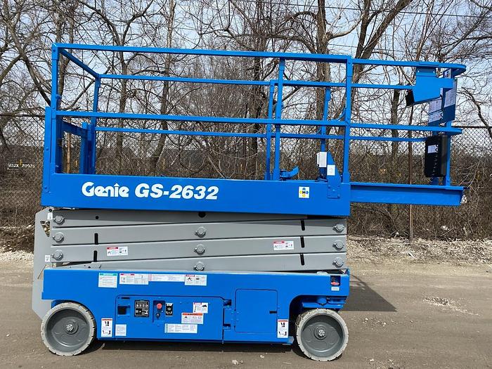 Used 2013 GENIE GS-2632