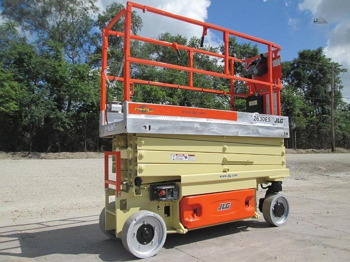 Used 2015 JLG 2630ES