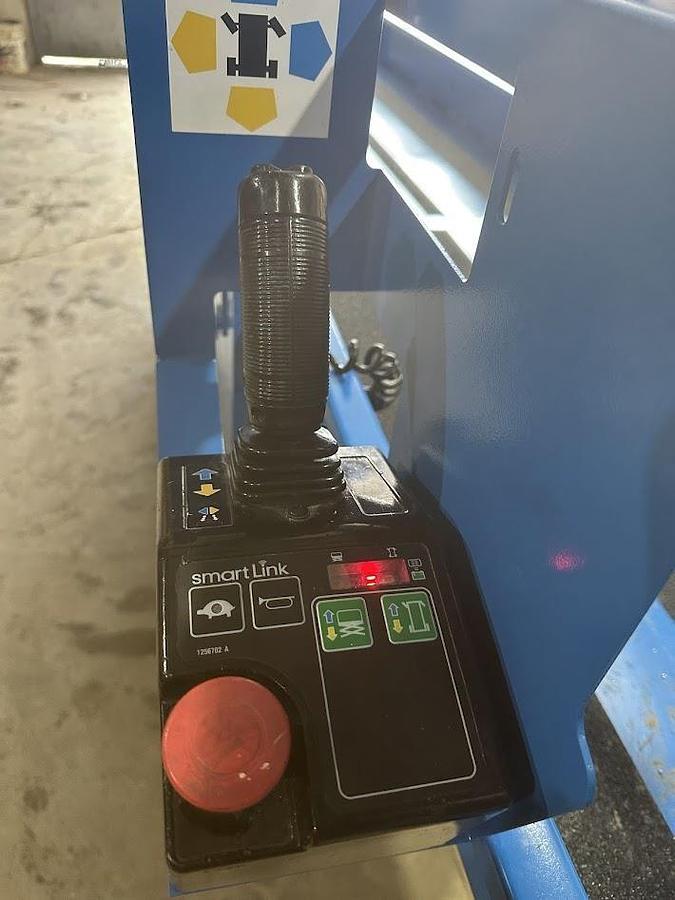 Used 2015 GENIE GS2032