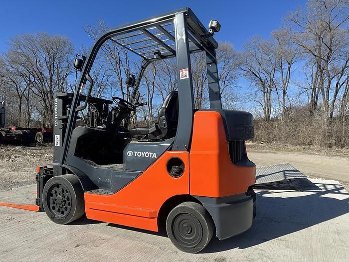 Used 2016 TOYOTA 8FGCU25