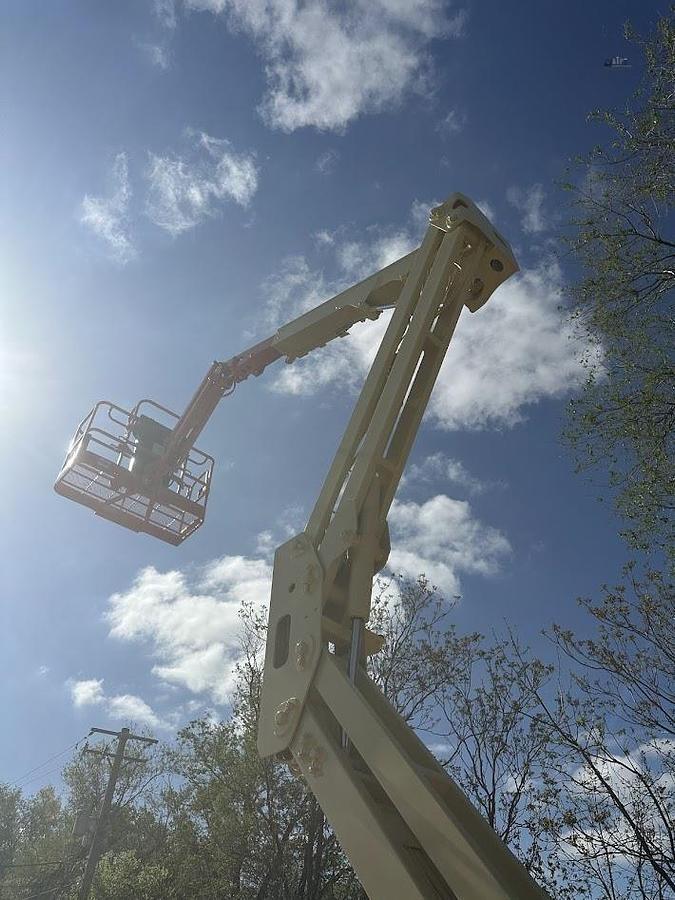 Used 2017 JLG 450AJ