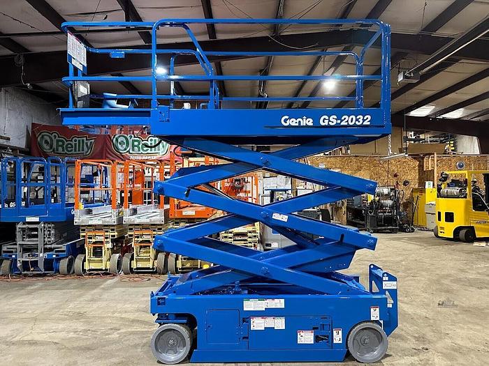 Used 2015 GENIE GS2032
