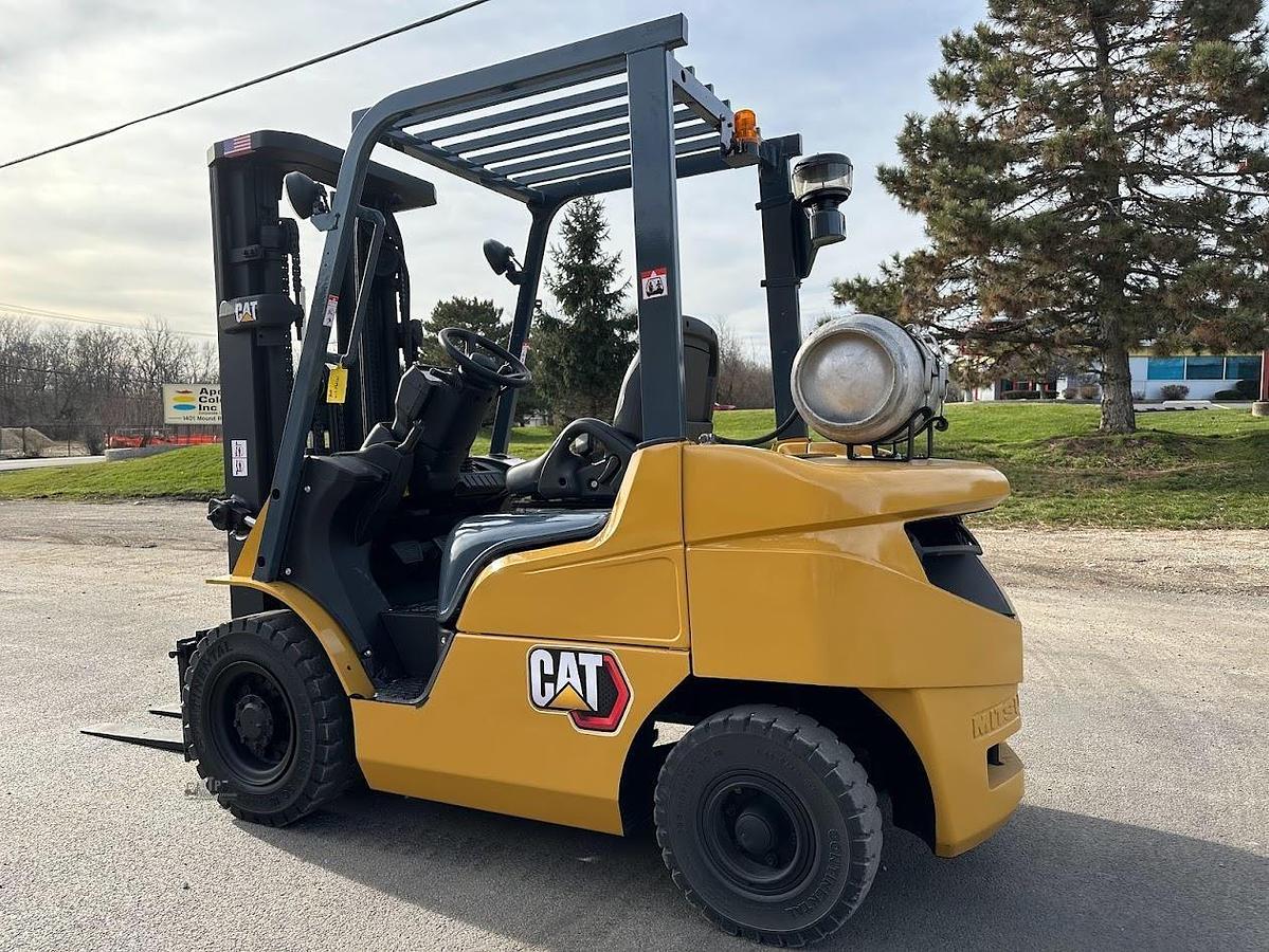 Used 2013 MITSUBISHI FG25N