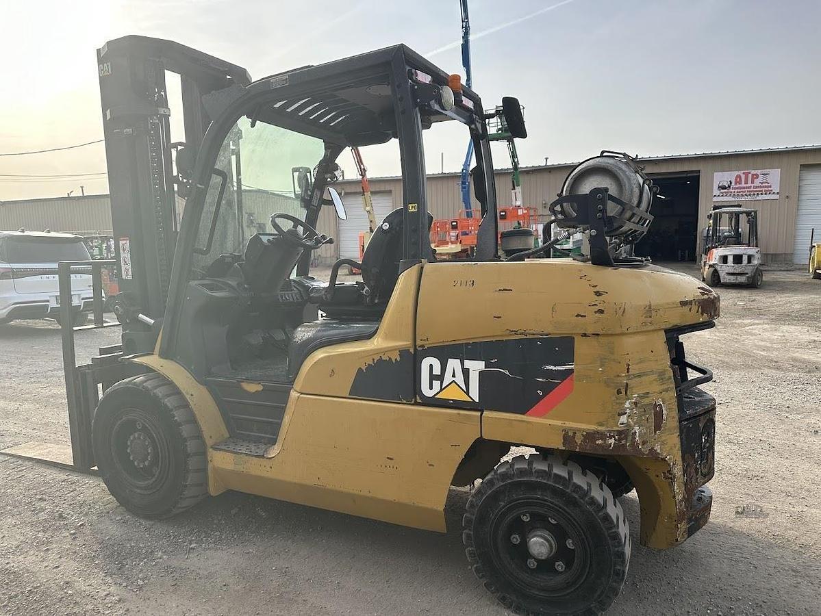 Used 2017 CATERPILLAR GP55N1