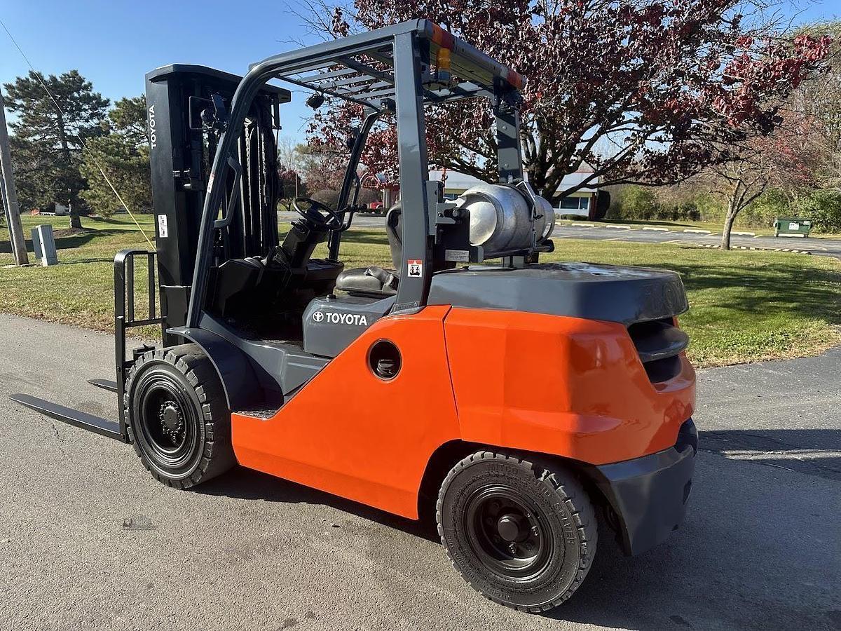 Used 2018 TOYOTA 8FGU45