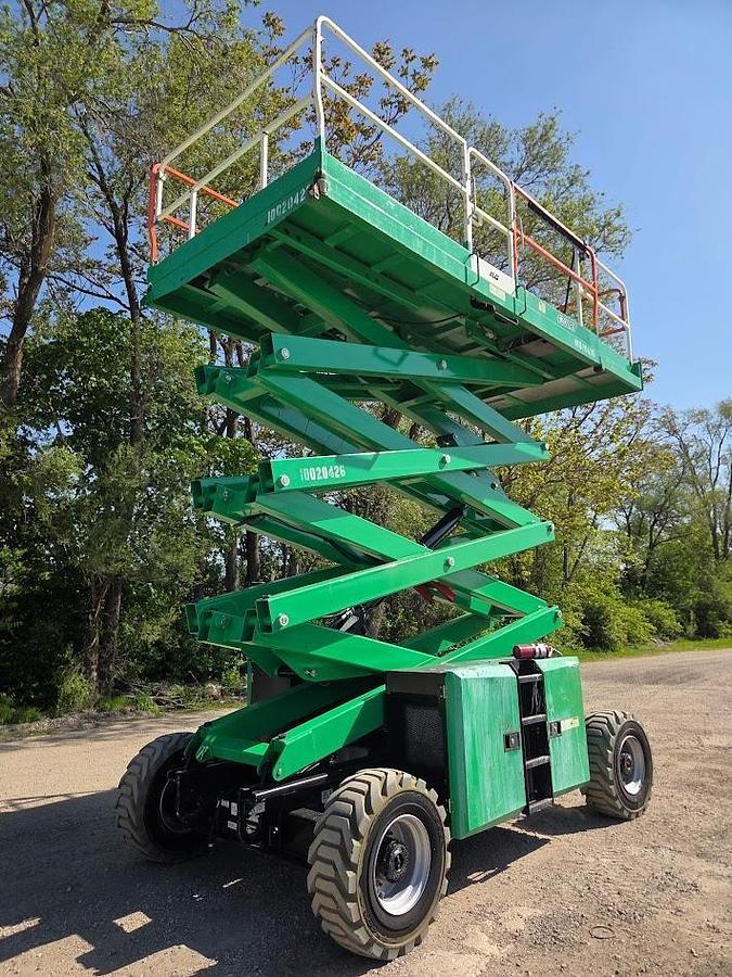 Used 2018 JLG 430LRT
