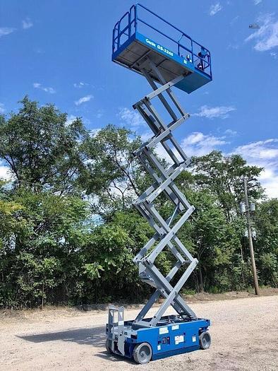 Used 2014 GENIE GS3246