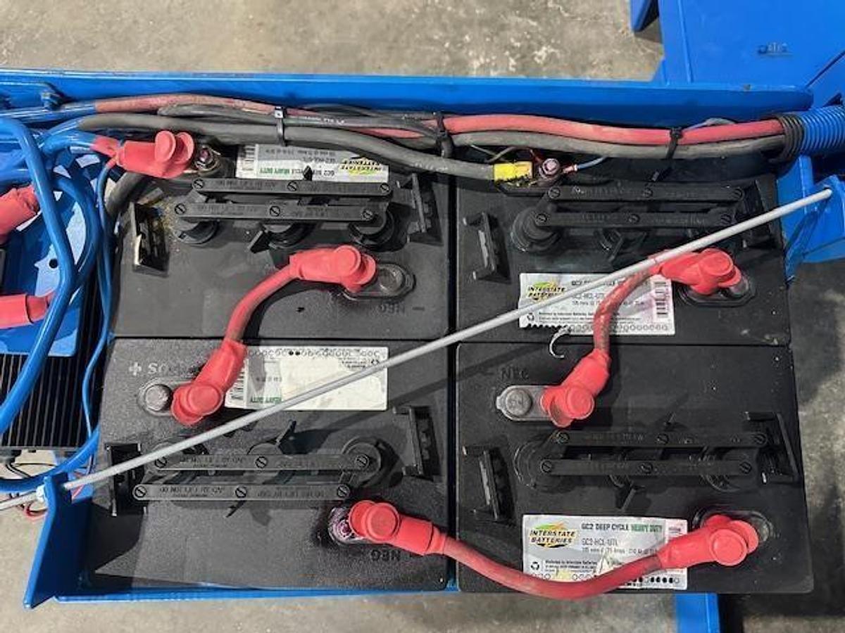 Used 2016 GENIE GS3232