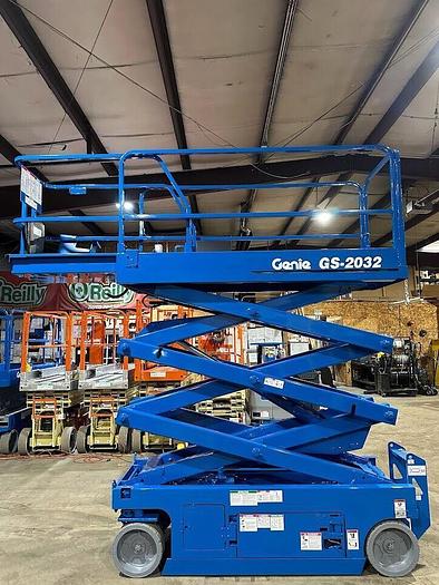 Used 2015 GENIE GS2032