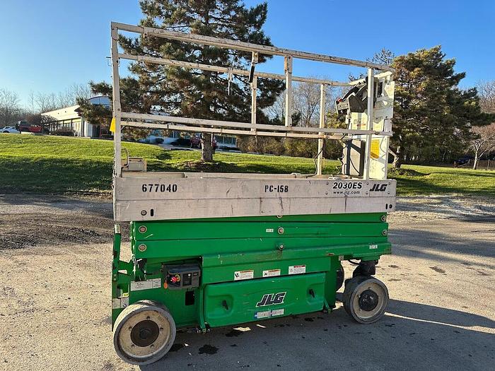 Used 2015 JLG 2030ES