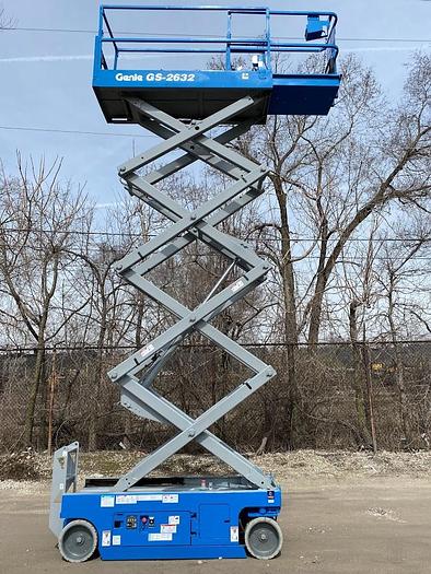 Used 2013 GENIE GS-2632