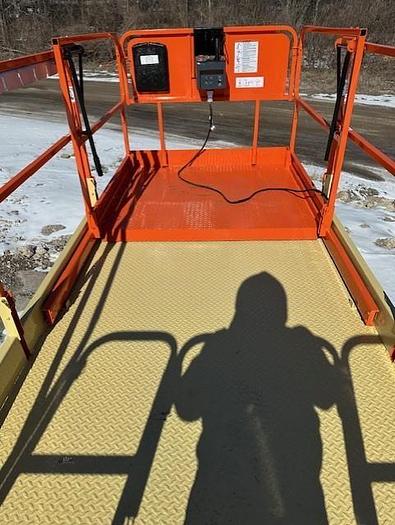 Used 2016 JLG 260MRT