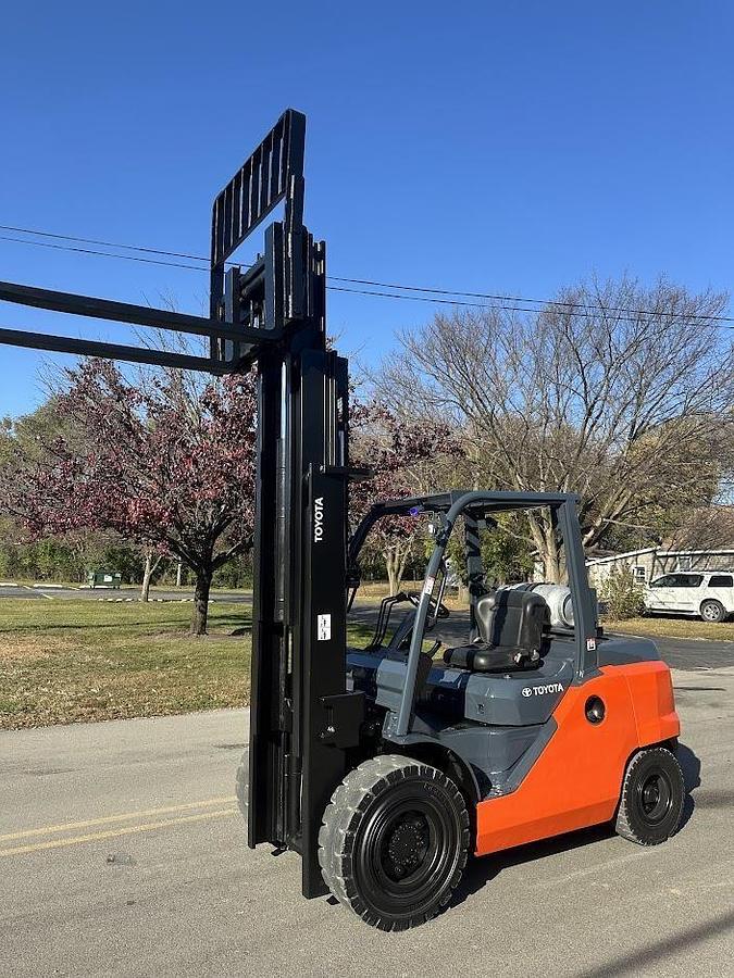 Used 2018 TOYOTA 8FGU45