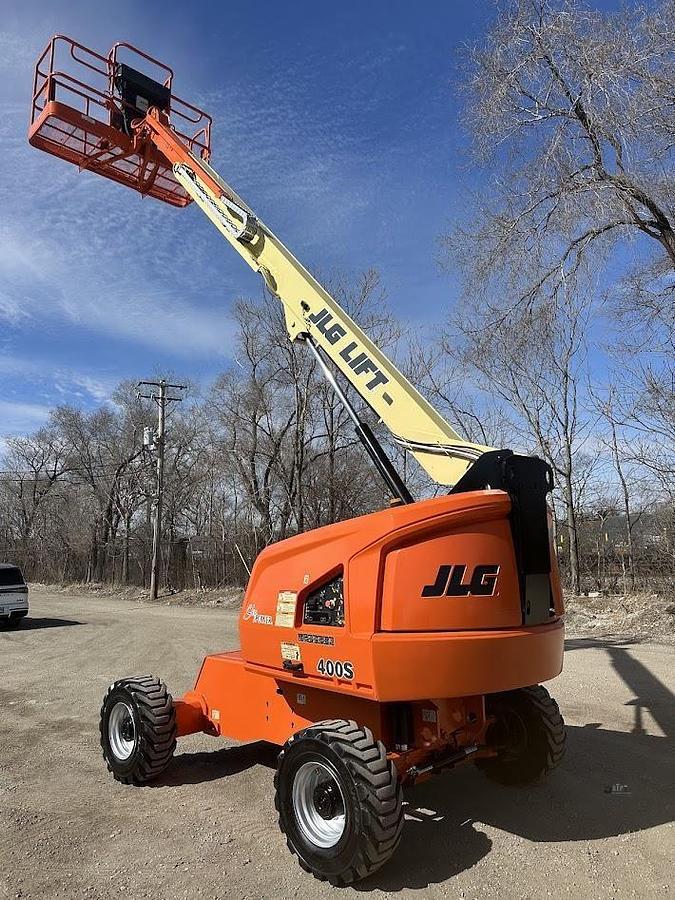 Used 2016 JLG 400S