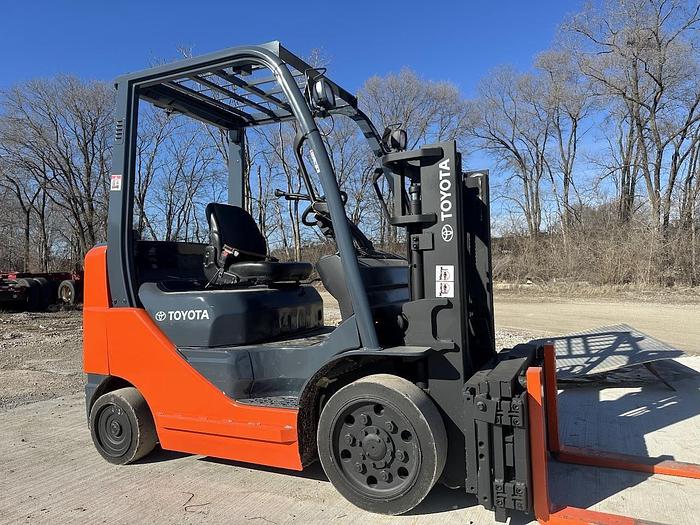 Used 2016 TOYOTA 8FGCU25