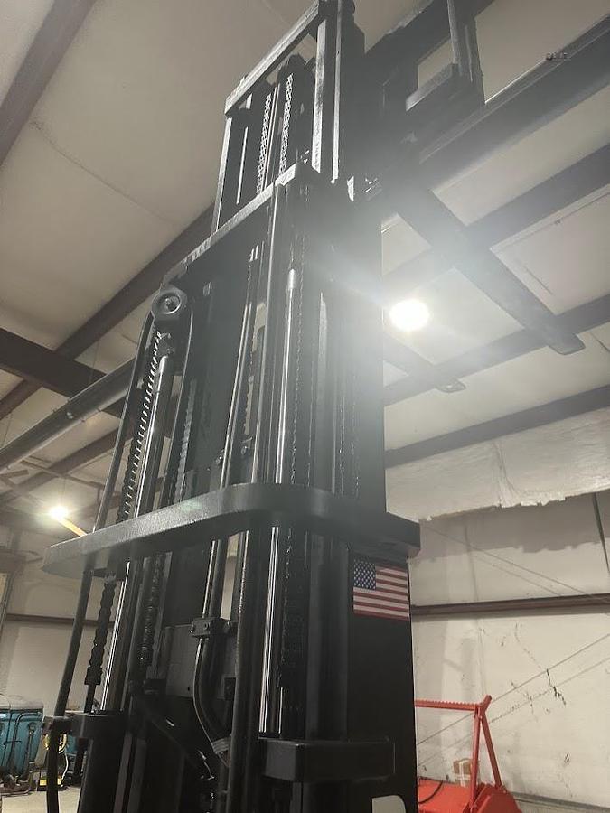 Used KOMATSU FG25T-16