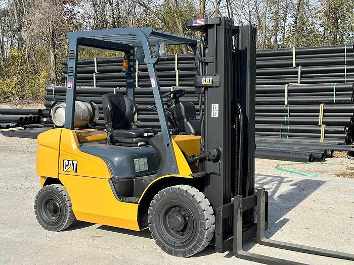 Used MITSUBISHI CATERPILLAR FG25N