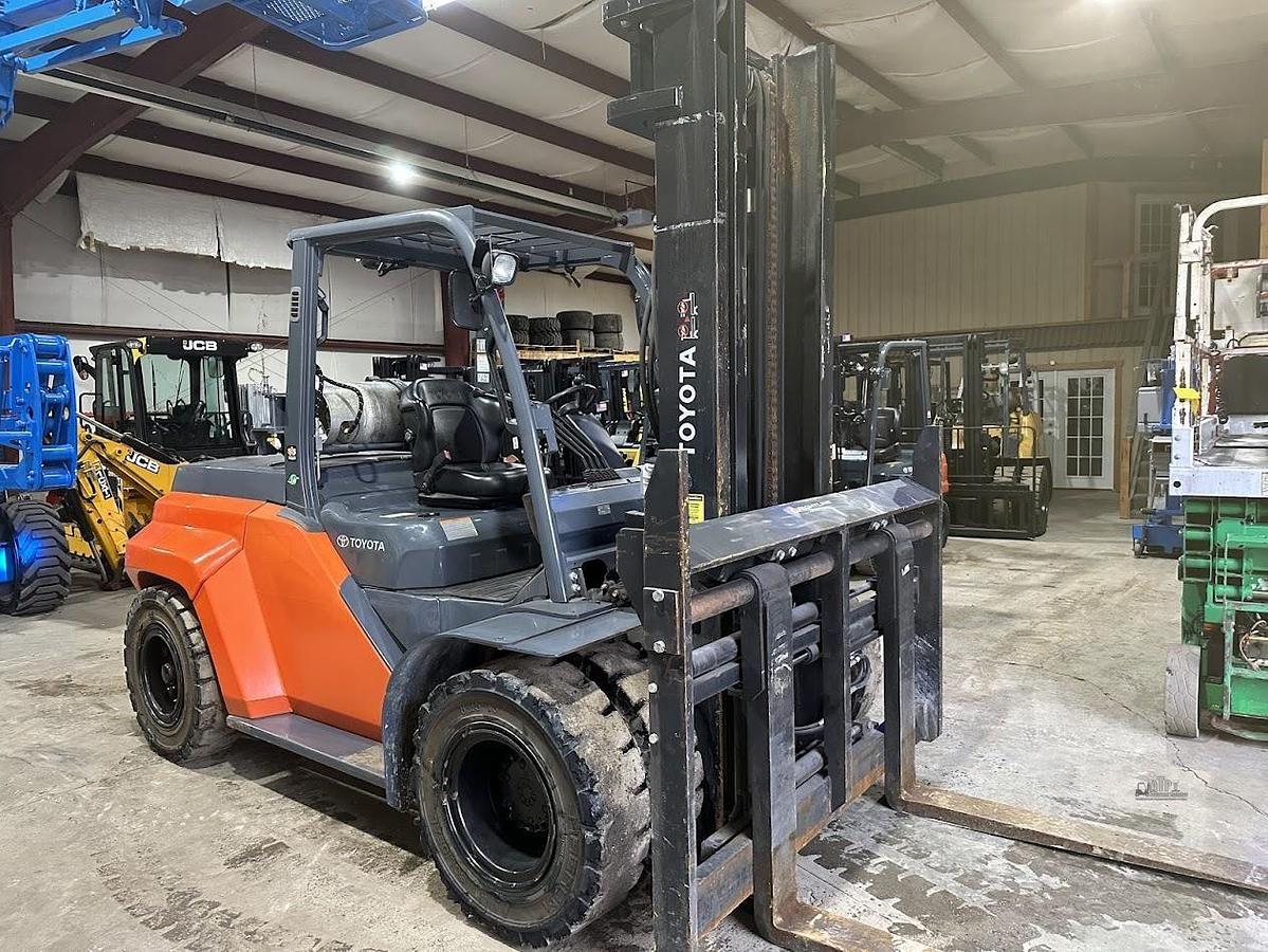 Used 2018 TOYOTA 8FG70U