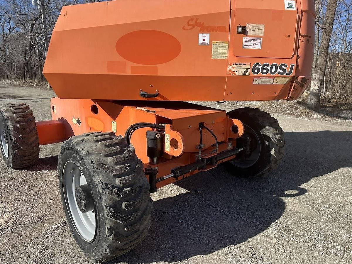 Used 2014 JLG 660SJ