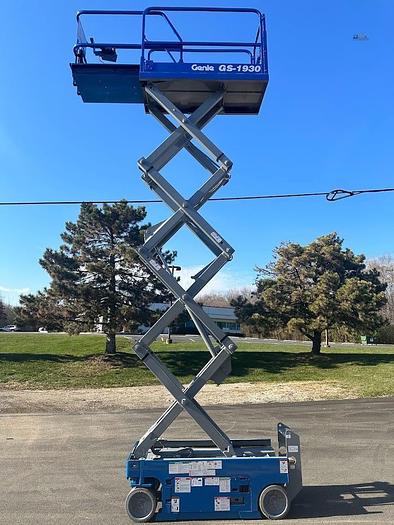 Used 2013 GENIE GS1930