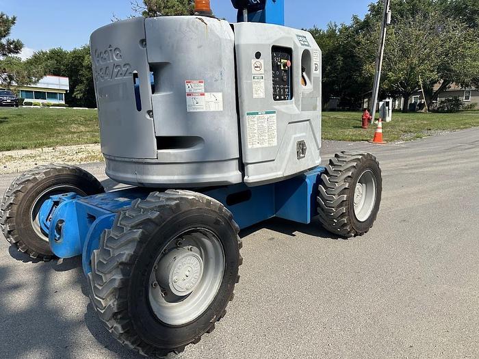 Used 2014 GENIE Z34/22IC