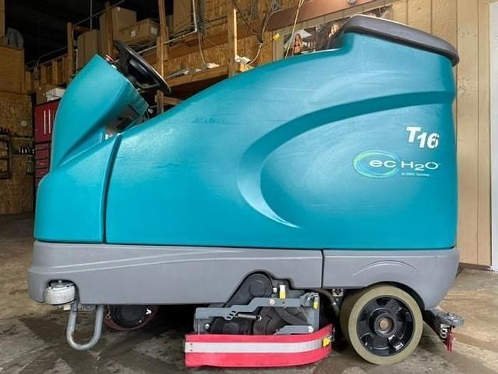 Used 2015 TENNANT T16