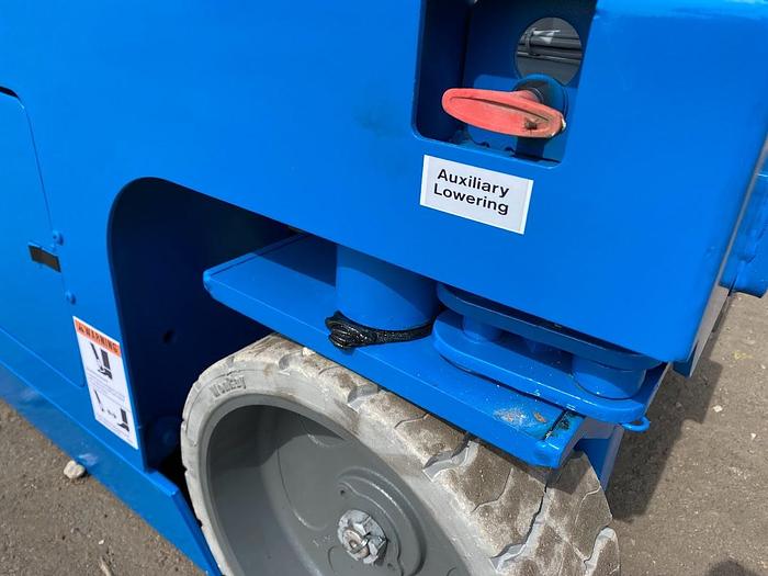 Used 2013 GENIE GS-2632