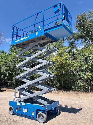 Used 2014 GENIE GS3246