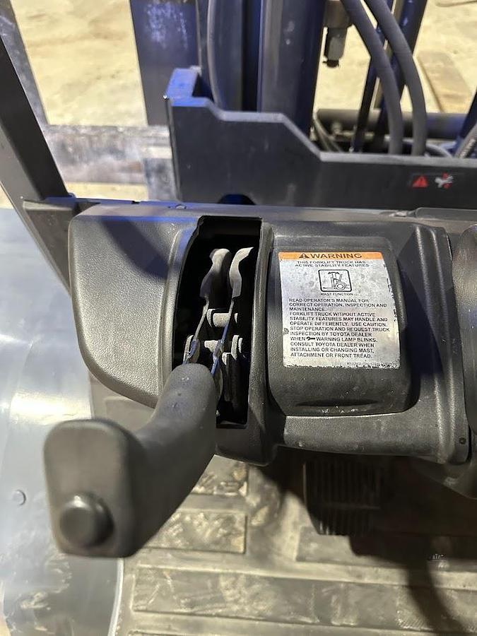 Used 2018 TOYOTA 8FG70U