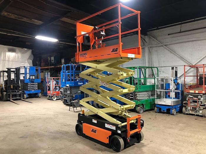 Used 2014 JLG 1932RS