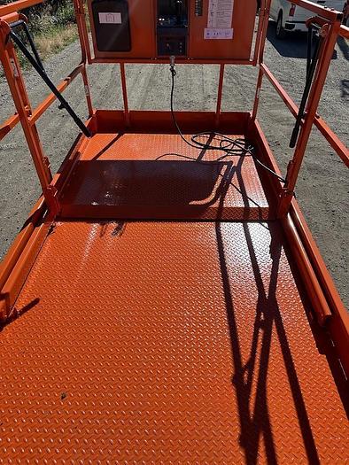 Used 2015 JLG 260MRT