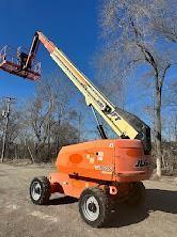 Used 2014 JLG 660SJ