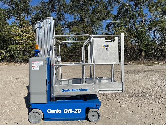 Used 2013 GENIE GR20